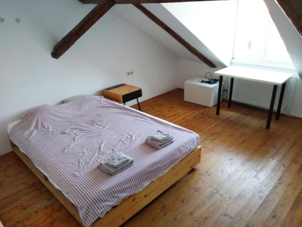 Slika 1 - Atraktivan trosoban stan u Gradiću!